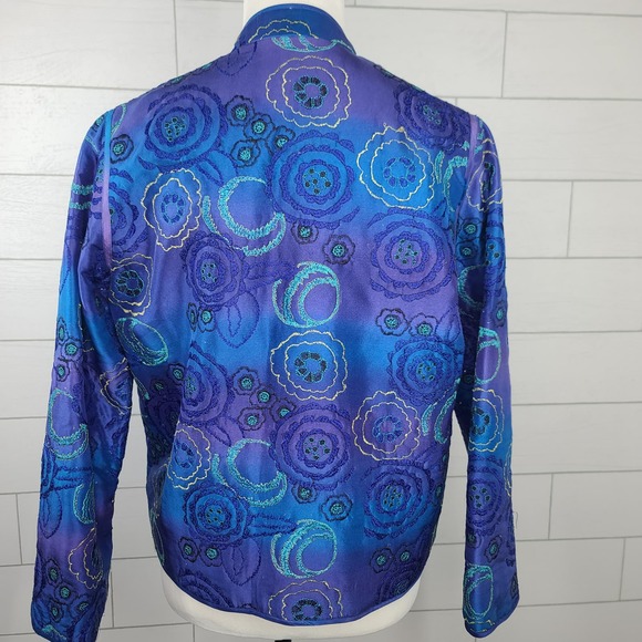 Chicos Jacket Silk Blue Purple Quilted Embroidered Size 0 Small Art to Wear Open - Picture 4 of 9